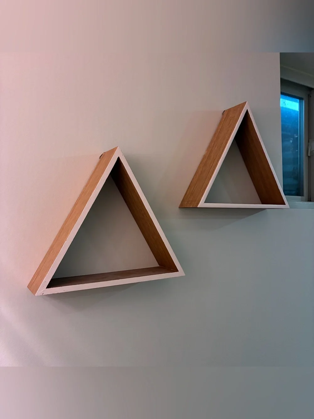 Wall decor triangle trinket shelf